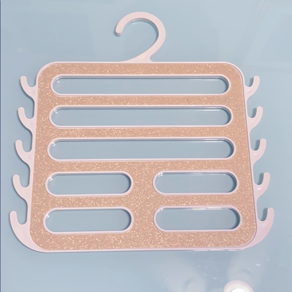 Brand new jewelry / scarf / clothes organizer